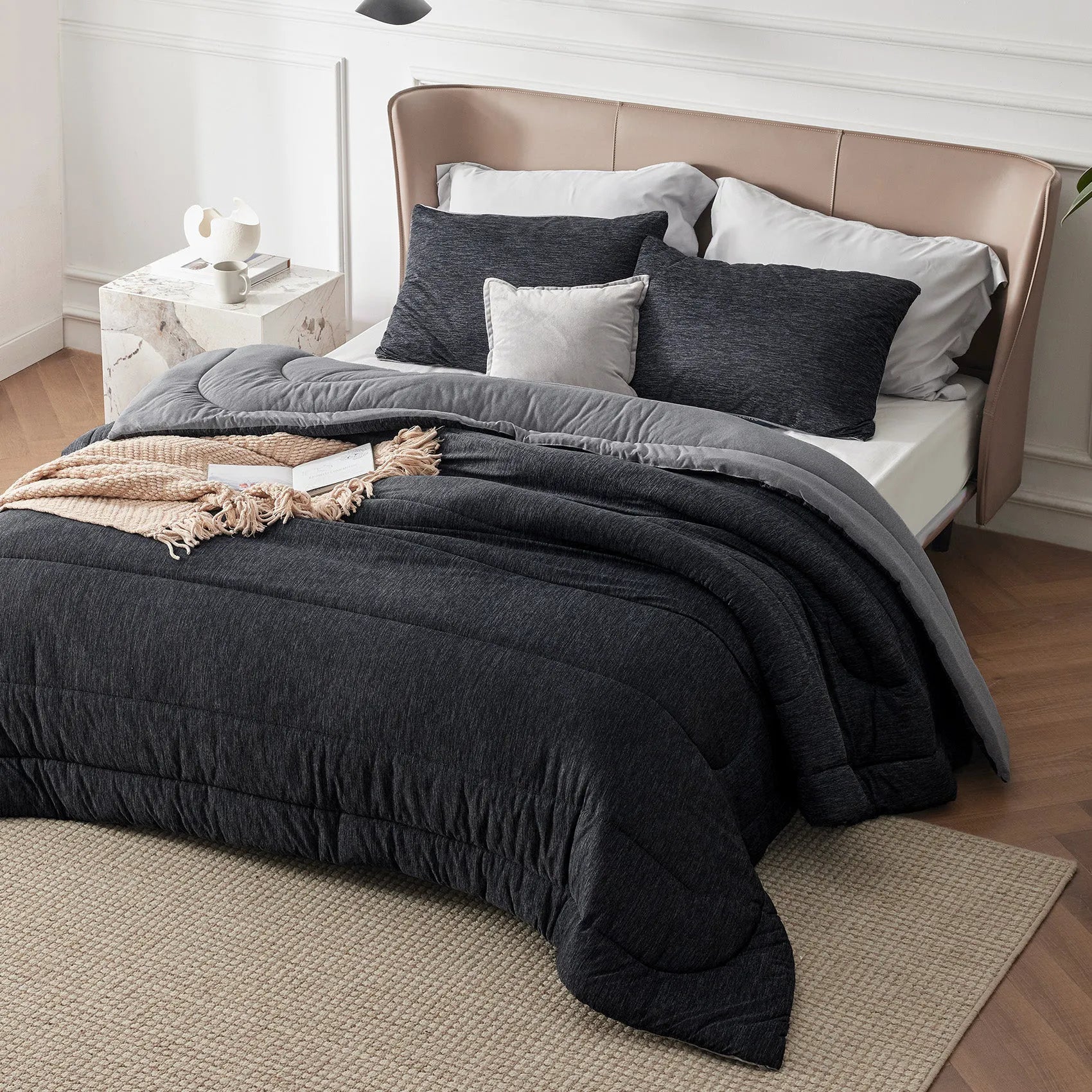 Reversible Warm & Cooling Comforter Set