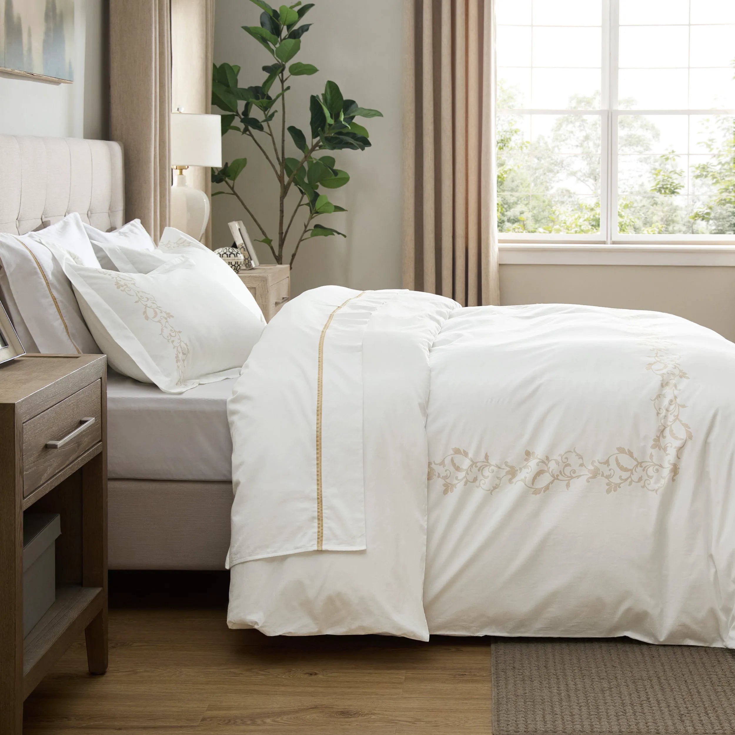 PureWoven™ Cotton Embroidered Hotel Duvet Cover Set