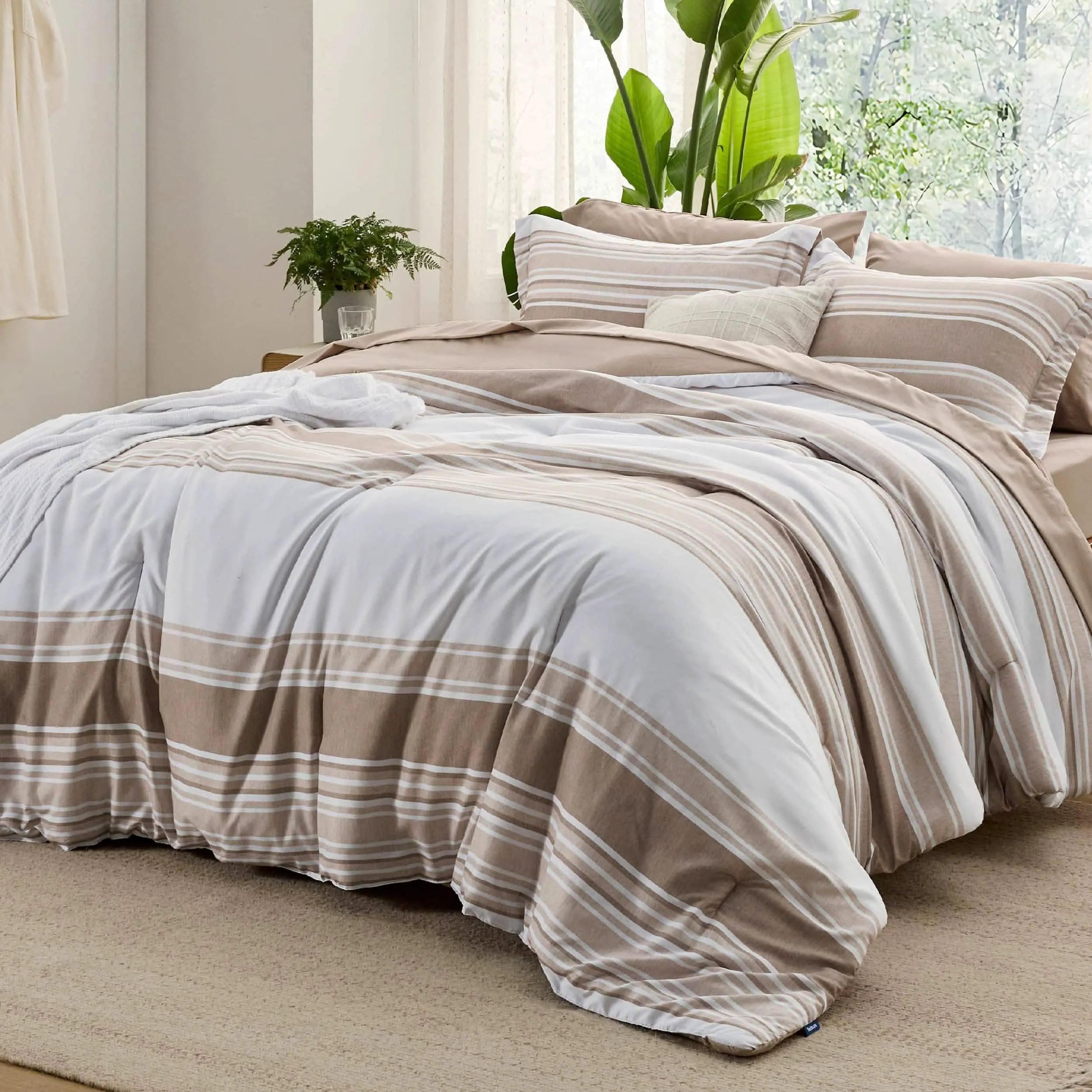 Reversible Cationic Dyed Bed-in-a-Bag