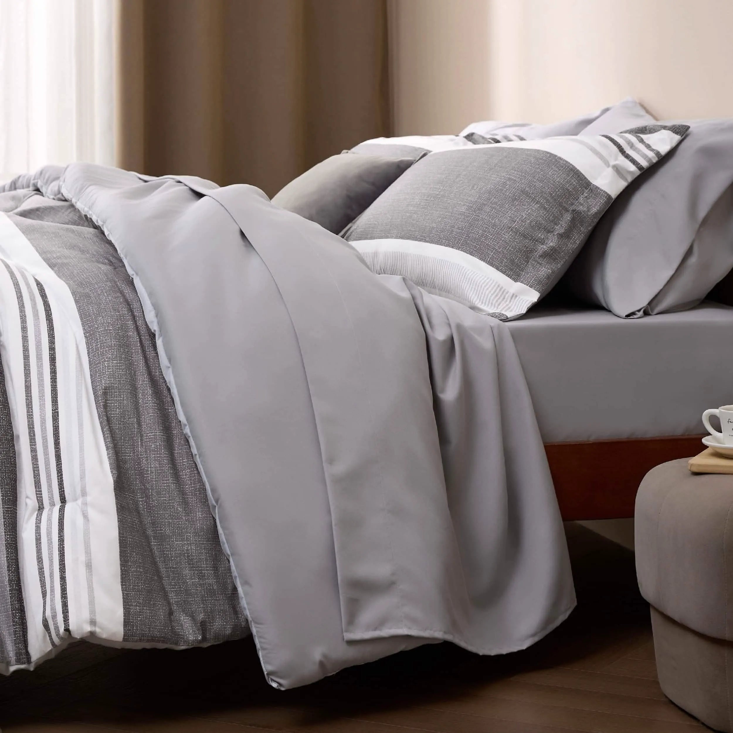 Reversible Cationic Dyed Bed-in-a-Bag
