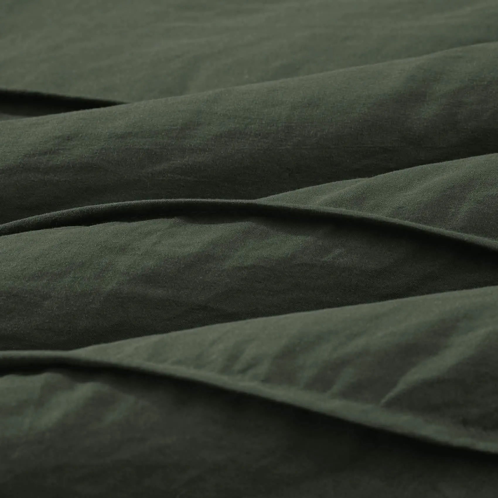 Pinch Pleat Comforter Set