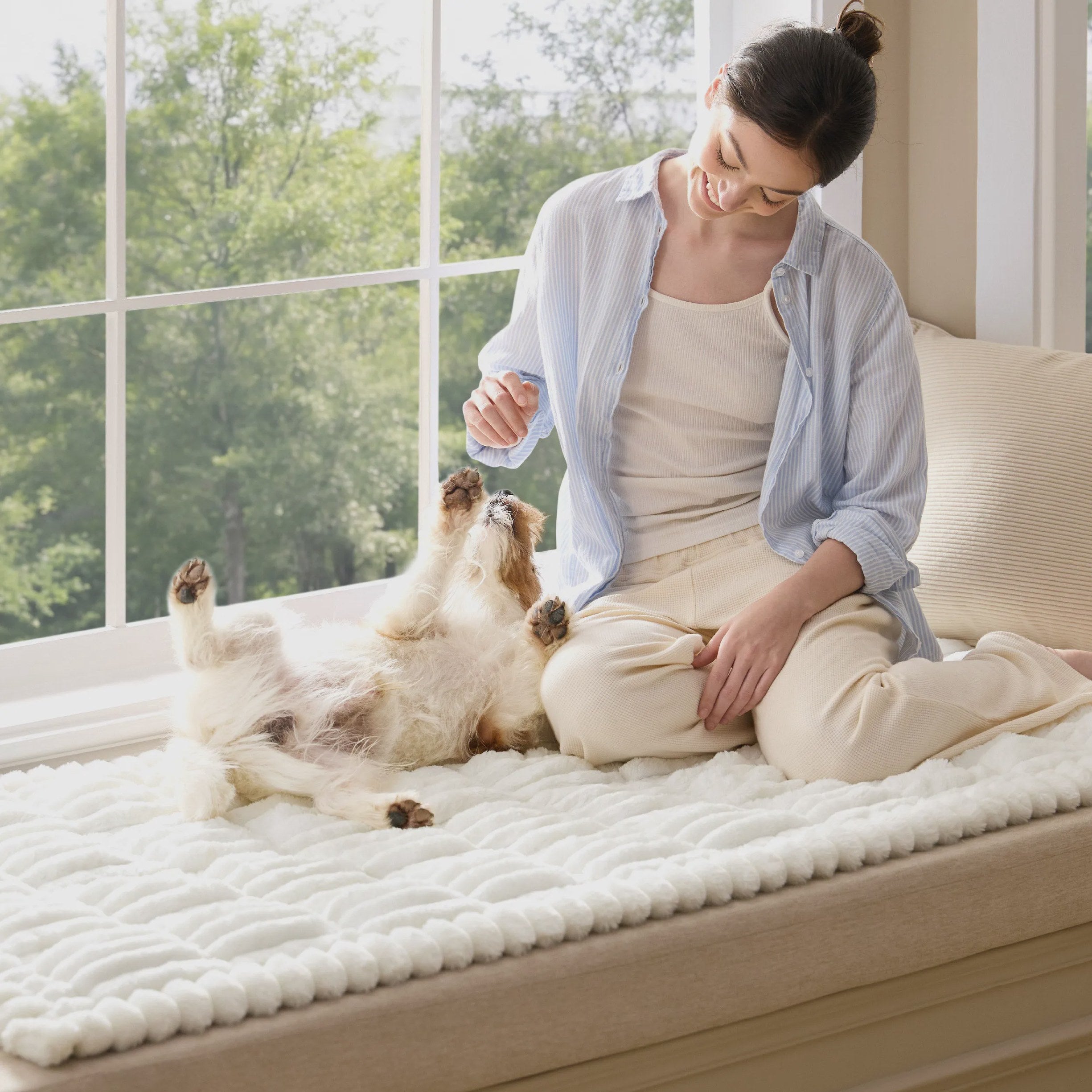 ComfyFleece™ Pet Sofa Cover