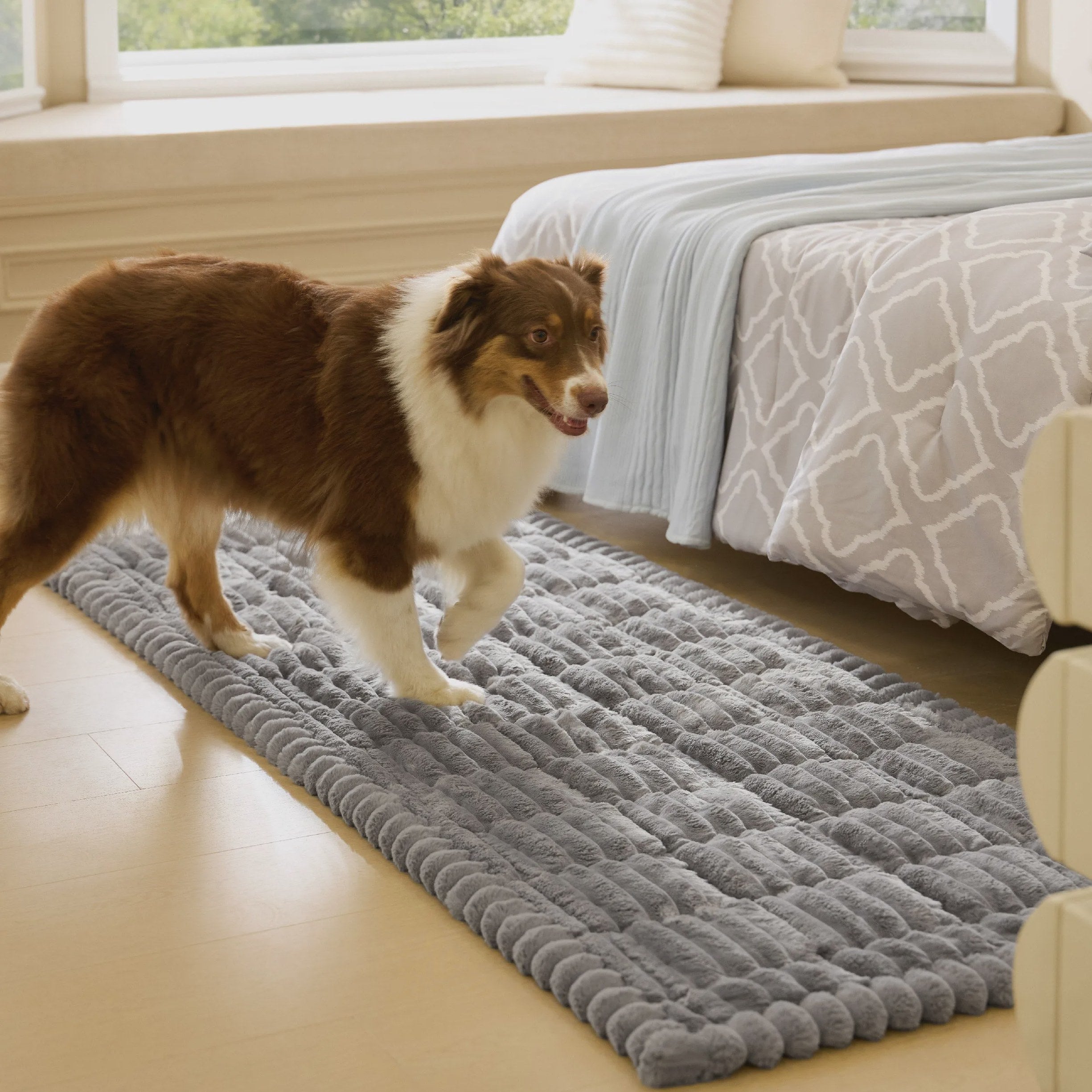 ComfyFleece™ Pet Sofa Cover