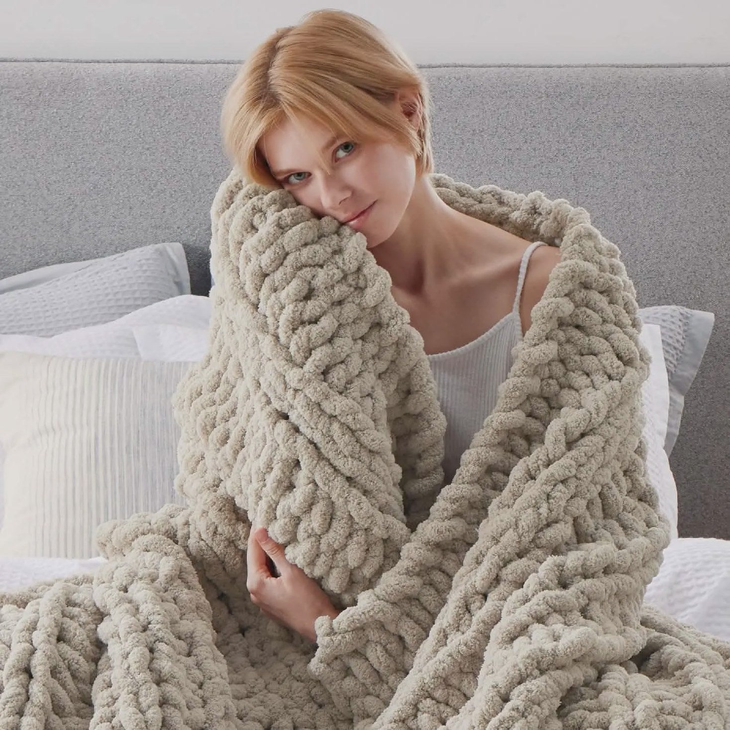 Chunky Chenille Knit Blanket
