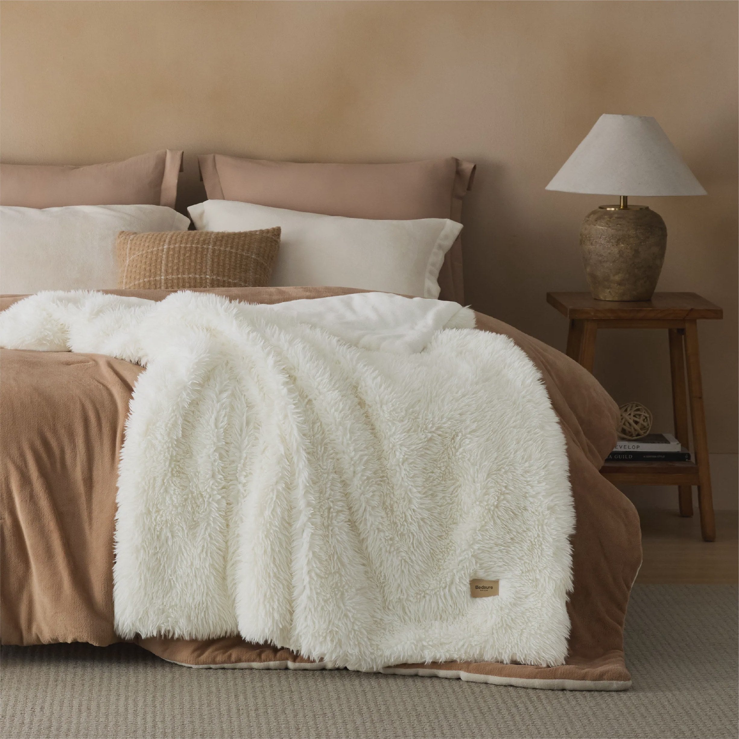 Luxurious Faux Fur Throw Blanket