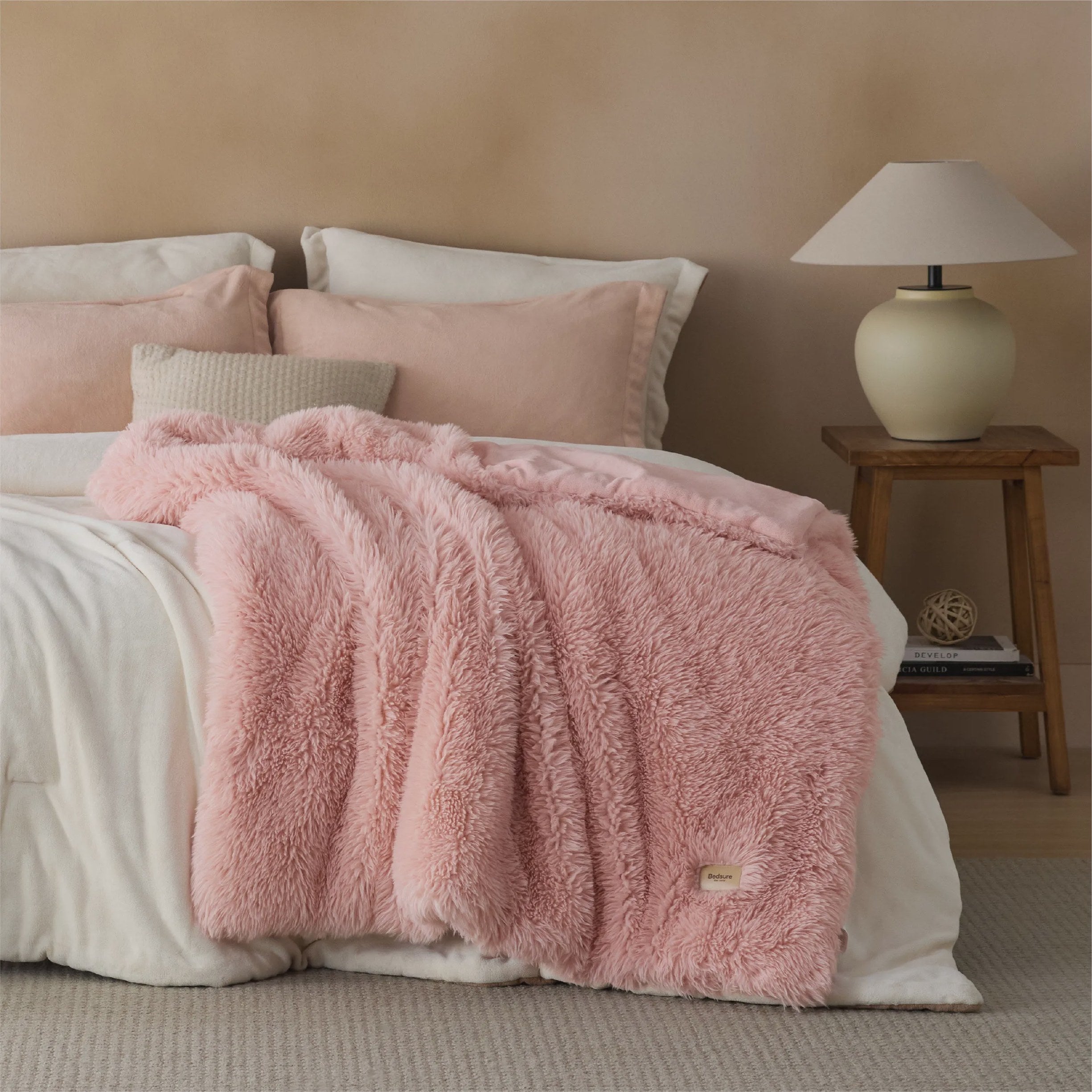 Luxurious Faux Fur Throw Blanket