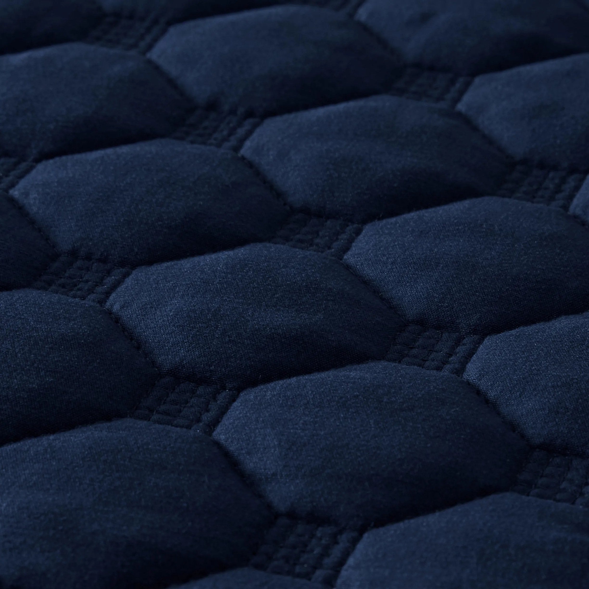 Classic Honeycomb Quilt Set