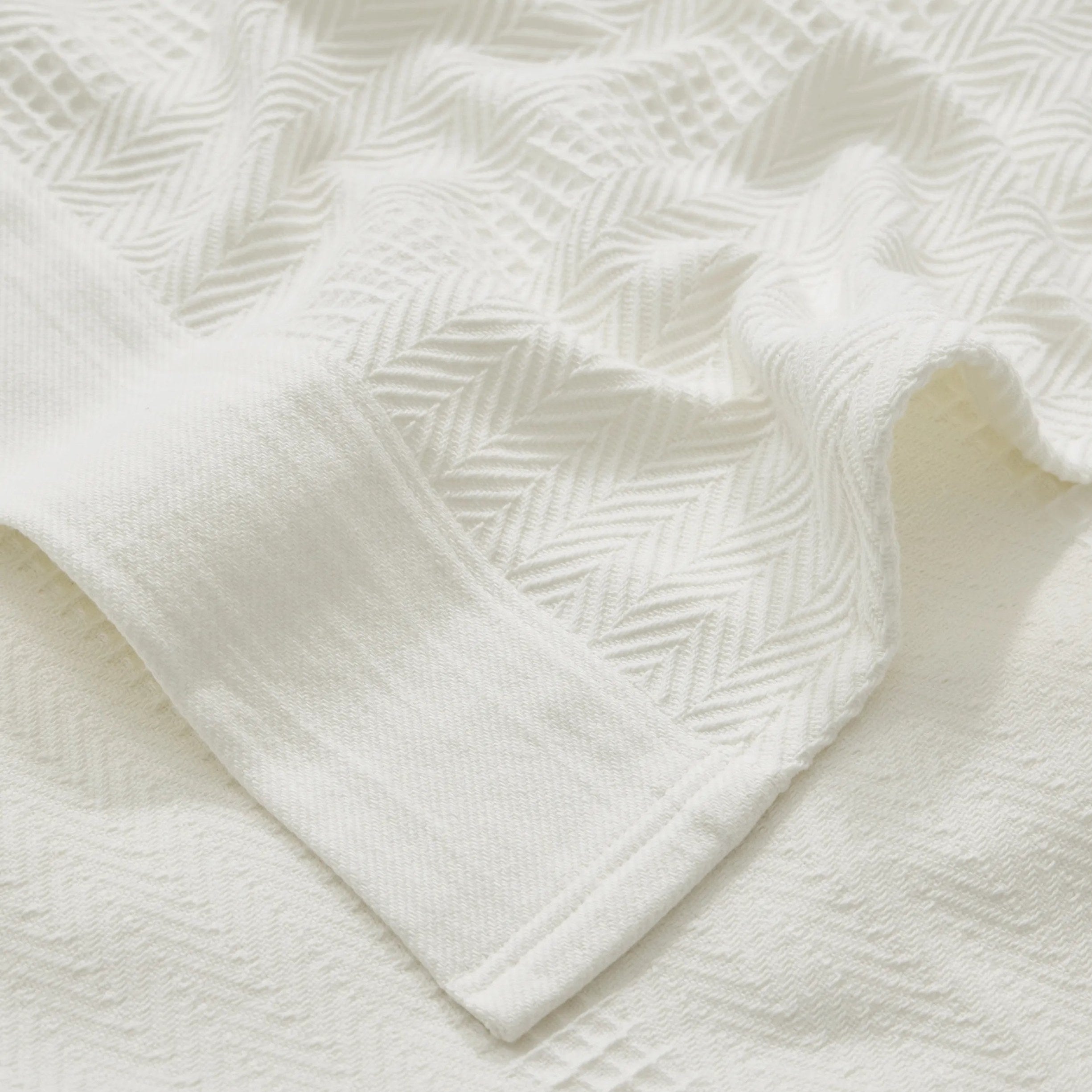PureWoven™ Organic Cotton Waffle Herringbone Blanket